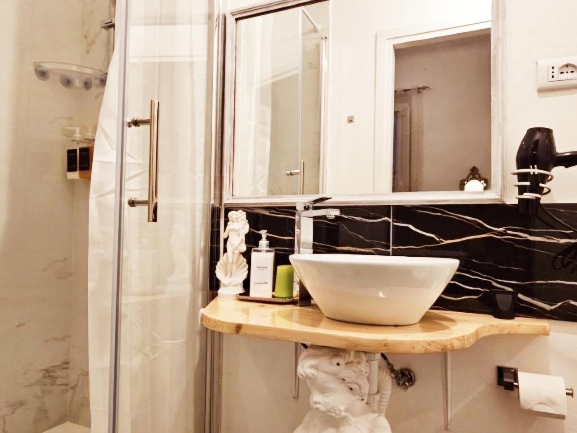 פירנצה Venere Supercentral B&B מראה חיצוני תמונה