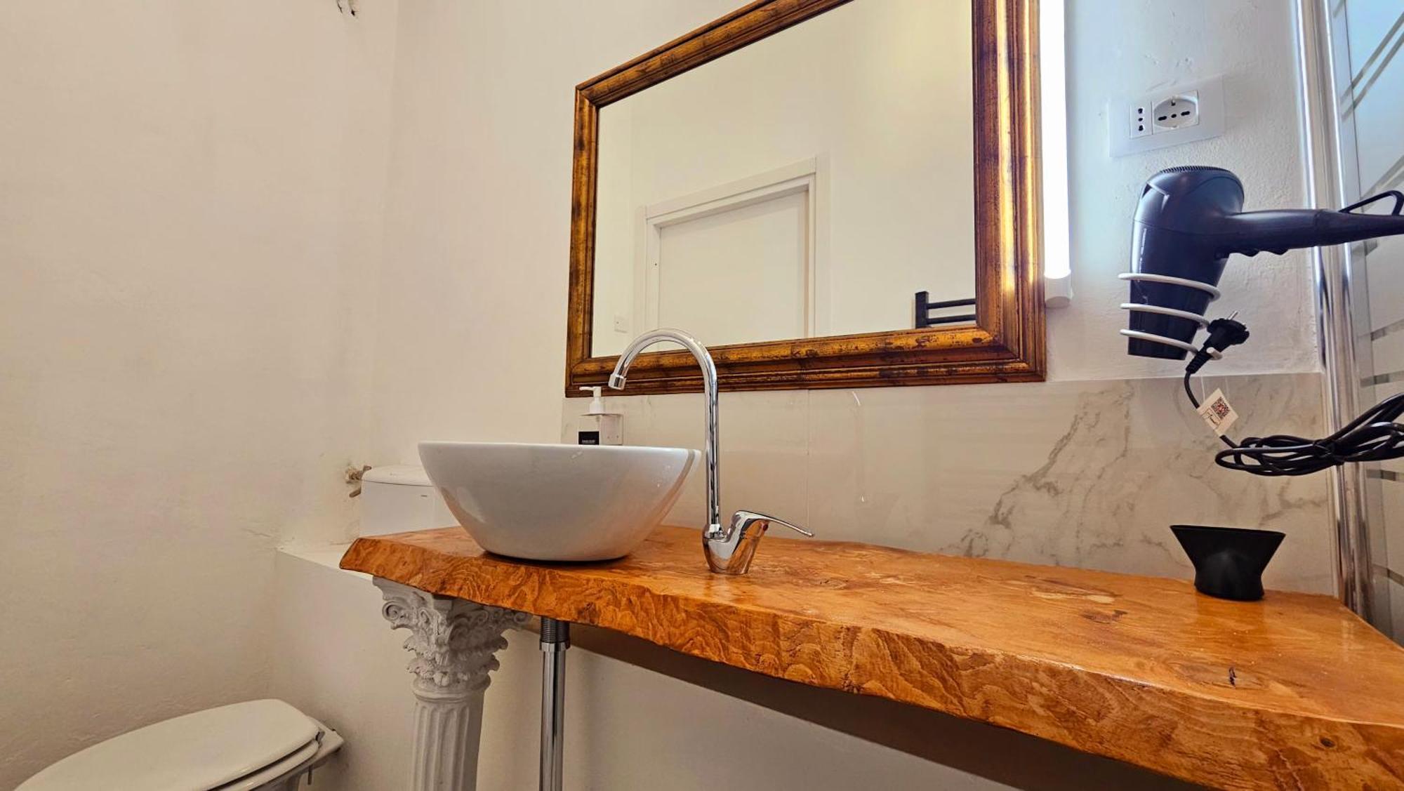 פירנצה Venere Supercentral B&B מראה חיצוני תמונה